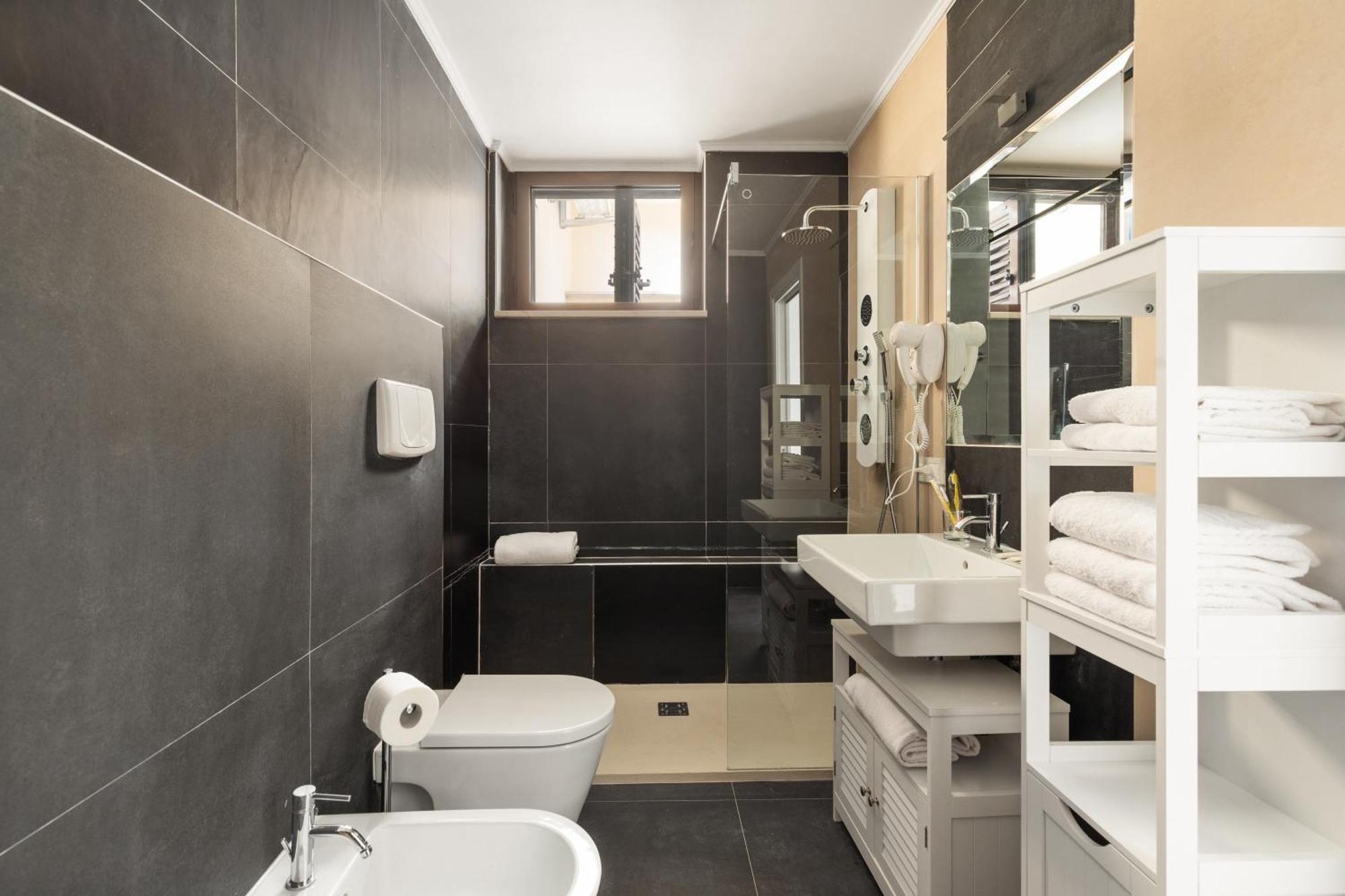 Adelante Trastevere Apartment Rome